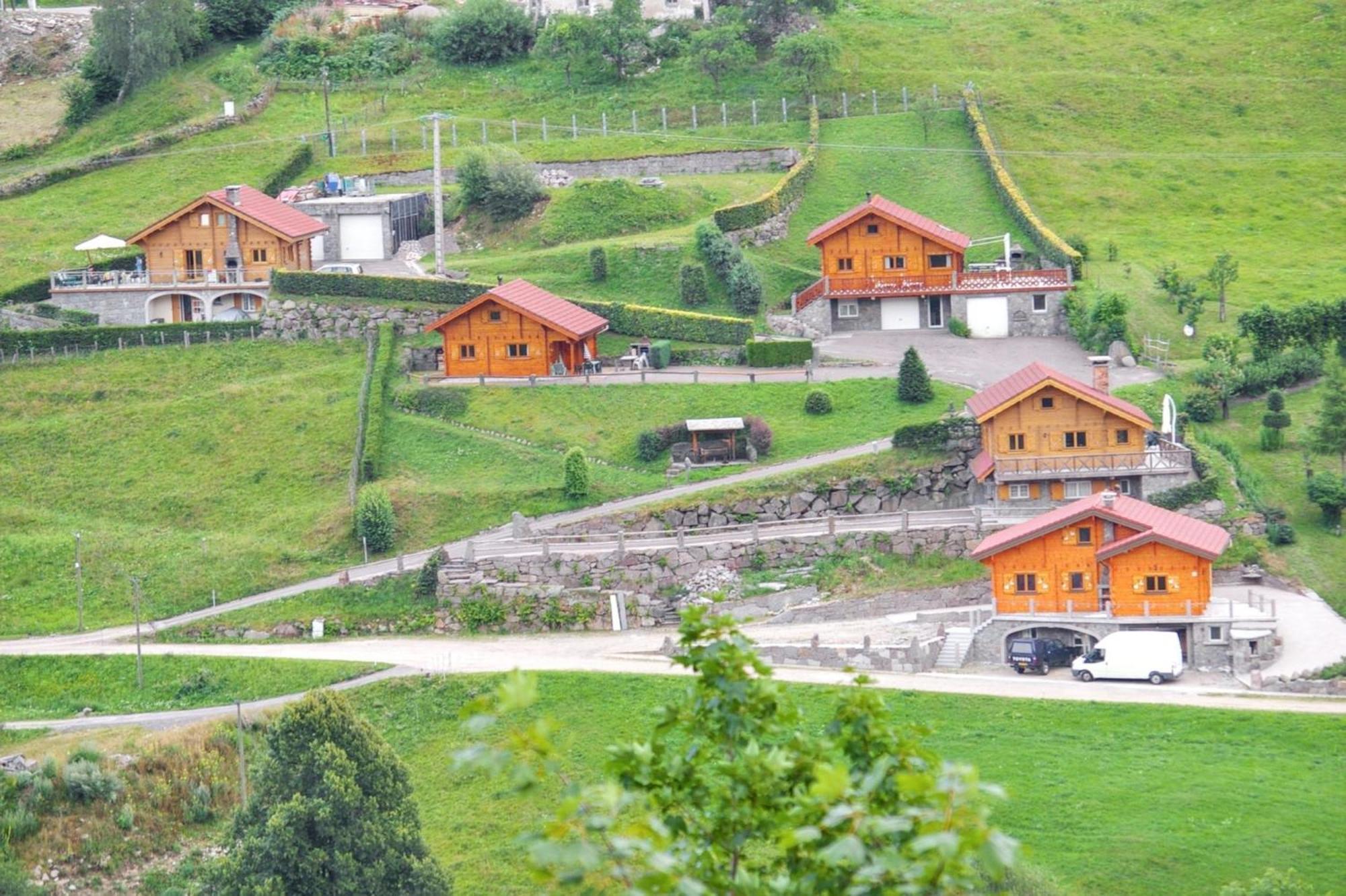 Chalet Charmant A La Bresse Avec Terrasse Et Jardin Cloture Exterior photo